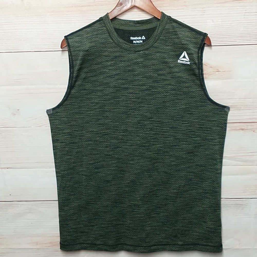 Reebok Men's Athletic tee Size M